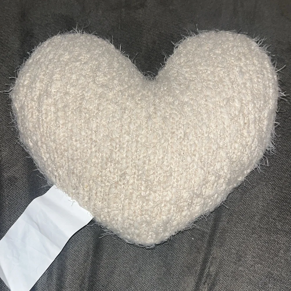 Like new Giving Heart Pillow, Cream